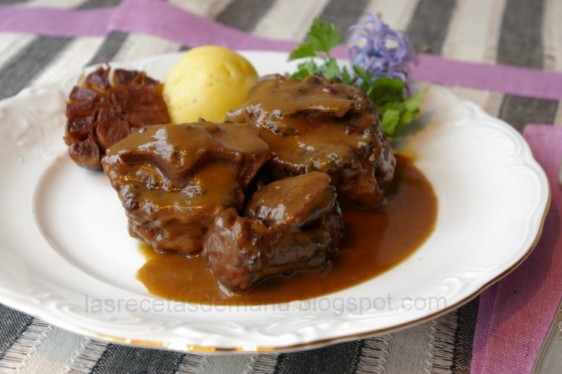 Las recetas de Manu: RABO DE TORO GUISADO